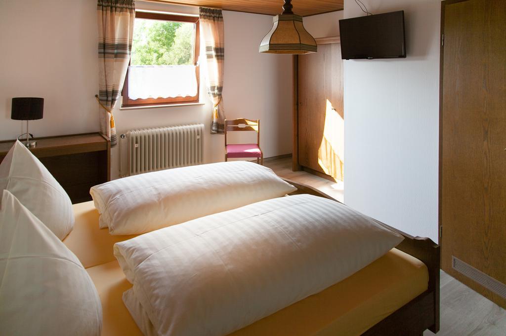Herzog's Ulsterbrücke Tann  Habitación foto