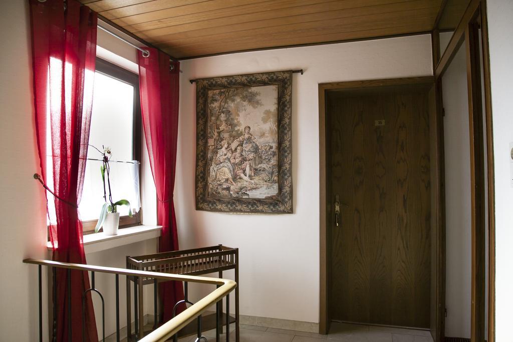 Herzog's Ulsterbrücke Tann  Habitación foto